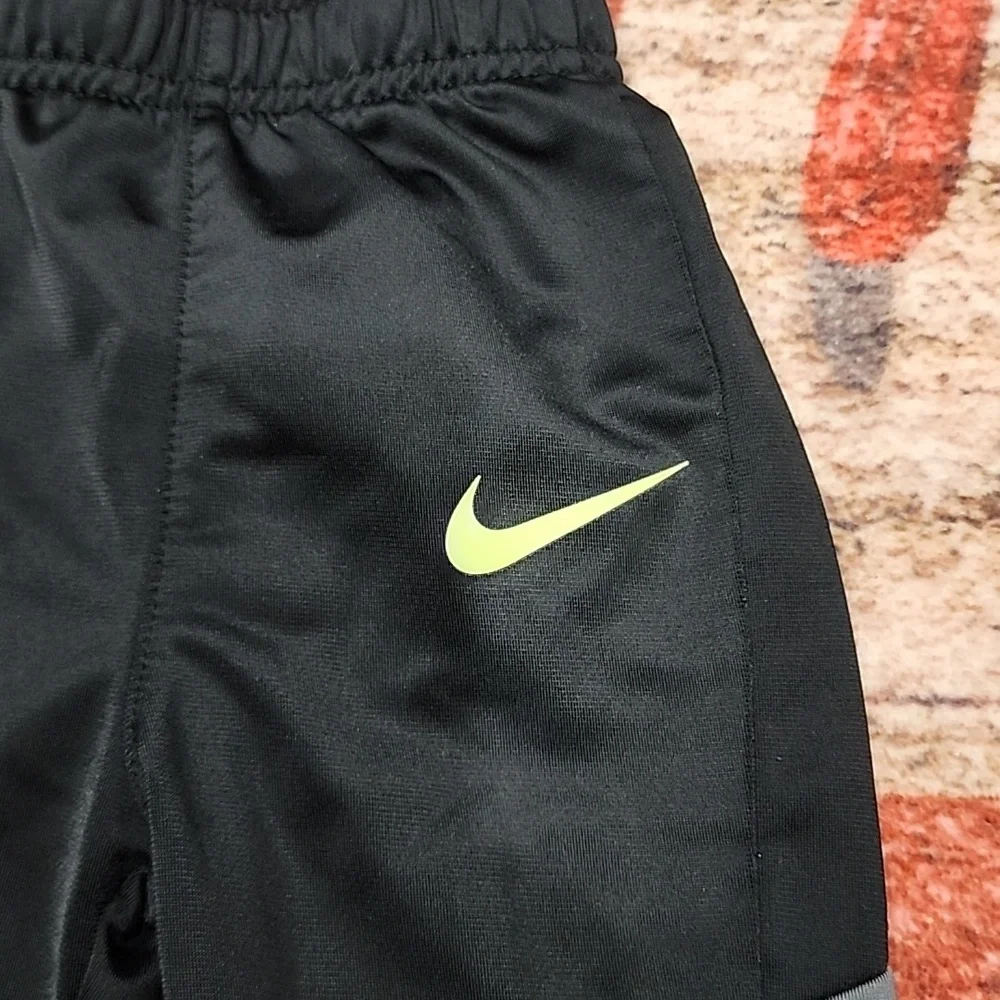 Nike Boys sweat outfit - Picture 9 of 11